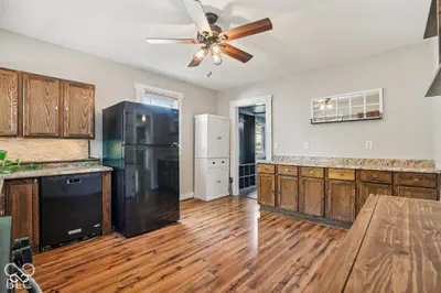 1920 E 67th Street, Indianapolis - 14