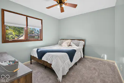 1053 Goldfinch Road, Columbus - 18