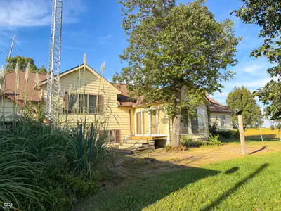 10449 W 300 S, Jamestown - 16