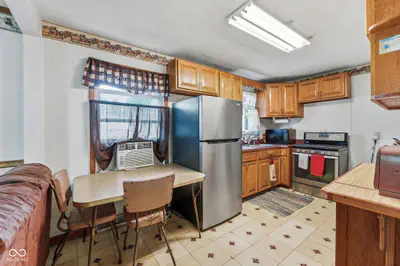 11003 Hoagland Road, Hoagland - 9