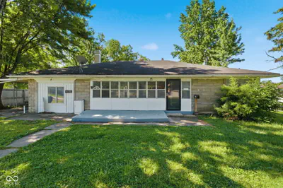 4931 Rockville Road, Indianapolis
