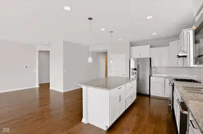 561 Harstad Boulevard, Westfield - 19