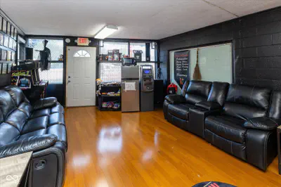 2323 Lafayette Avenue, Terre Haute - 4