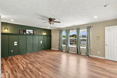 115 Cove, Fortville - 27