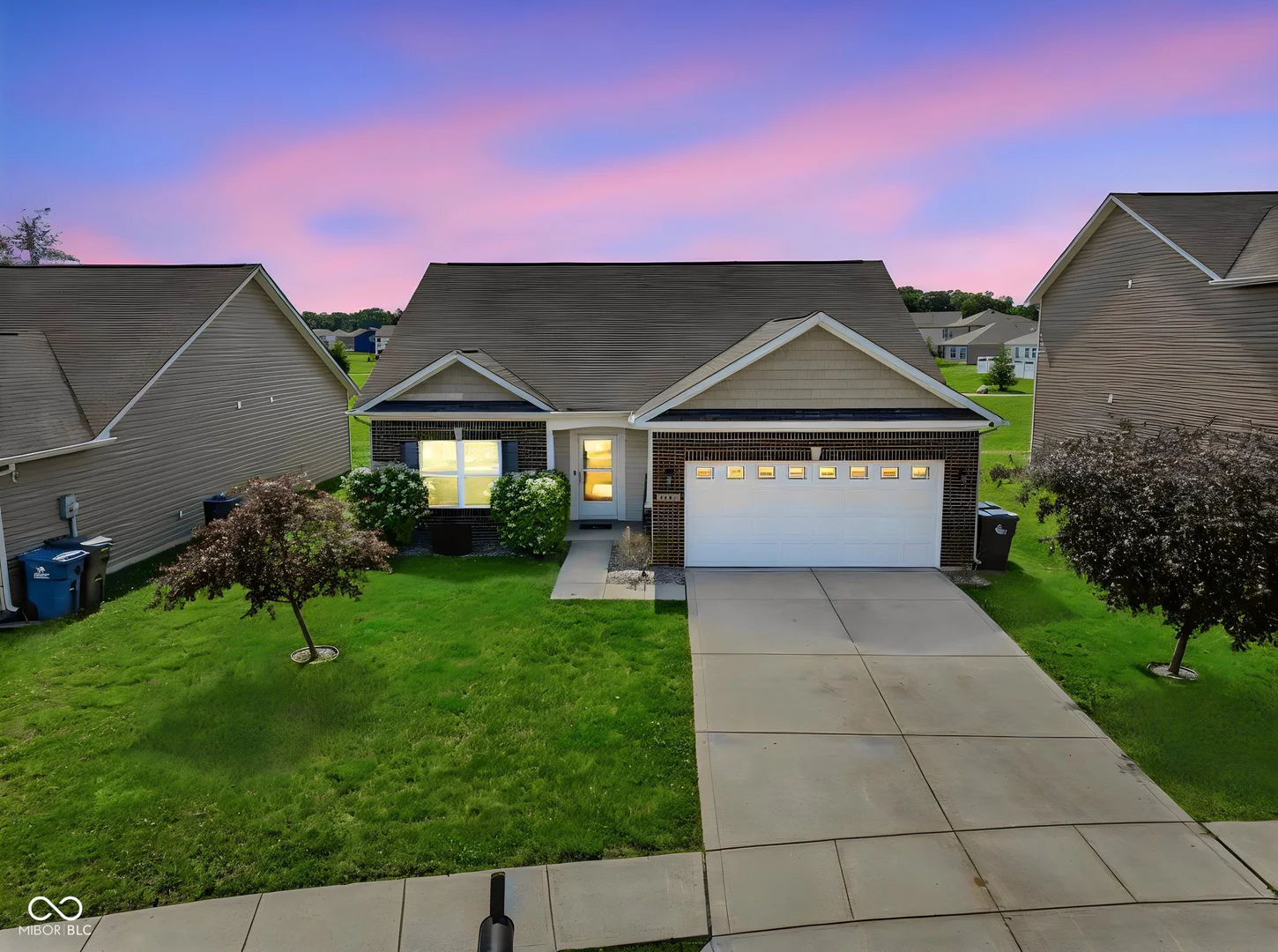 6124 Emerald Commons Drive, Indianapolis