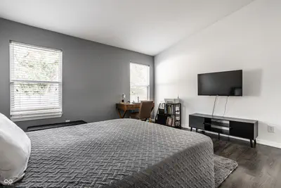 10890 Vanguard Lane, Indianapolis - 18