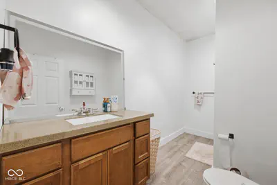 9653 200 Road, Flat Rock - 48