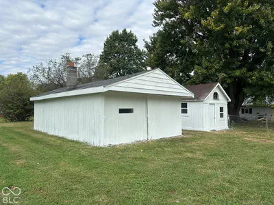 208 N East, Roachdale - 54