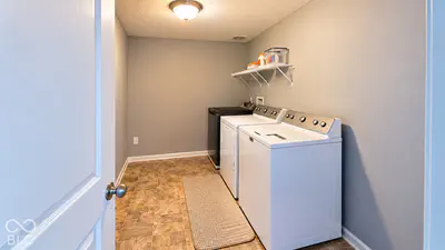 2909 Pointe Bay Road, Indianapolis - 5