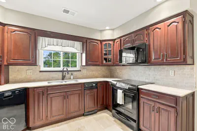 7435 Lions Head #C, Indianapolis - 17