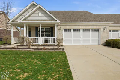 4160 Cairo Way, Avon