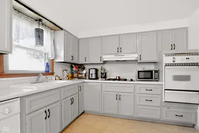 1064 Dacia Street, Taylorsville - 15
