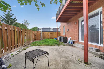 8520 Canterbury E #A, Indianapolis - 20