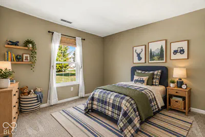 7203 Oakview Drive, Avon - 32