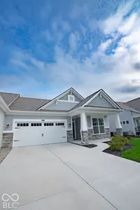 6607 Red Barn Drive, Whitestown - 2