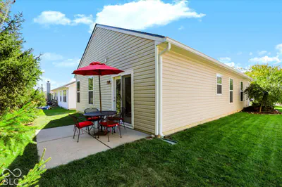 3731 White Cliff Way, Whitestown - 24