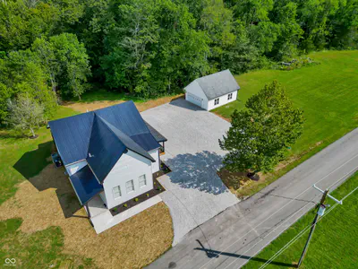 6850 Base Road, North Vernon - 3