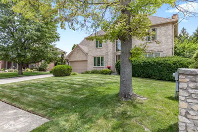 7101 Lakeside Woods Drive, Indianapolis