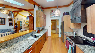 17310 Meggs Street, Westfield - 13
