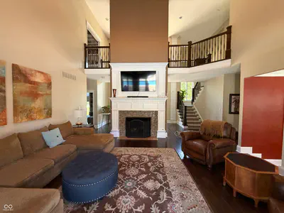 10646 Walnut Creek Drive W, Carmel - 13