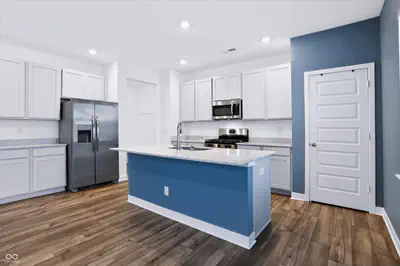 1096 Sunderland Drive, Greenwood - 4