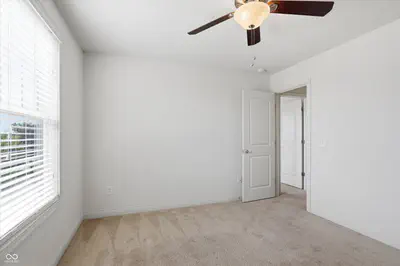 8752 Windpointe Pass, Zionsville - 27