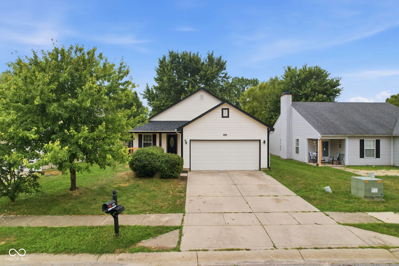 8427 Country Meadows Drive, Indianapolis