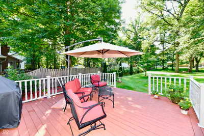 7061 Carrie Drive, New Palestine - 2