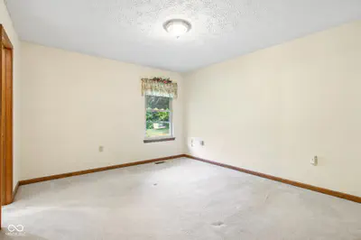 7238 Hearthstone, Indianapolis - 28