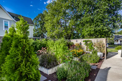 2429 Carrollton Avenue, Indianapolis - 47
