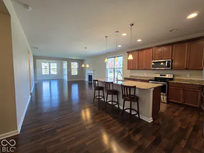 15900 W Rail Drive, Westfield - 6