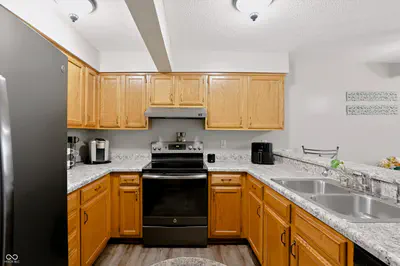 8158 Shorewalk Drive, Indianapolis - 20