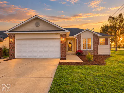 2121 Winfield Park Drive, Greenfield