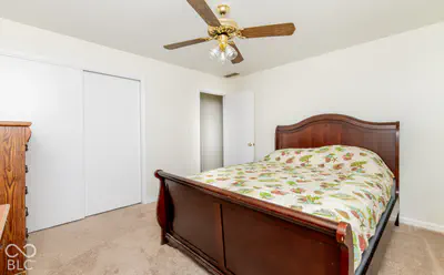 10997 Co Rd 800 N, Seymour - 56