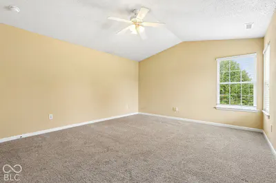 15366 Ten Point Drive, Noblesville - 43