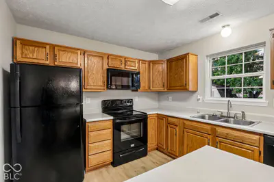 430 N Shore Court, Franklin - 13