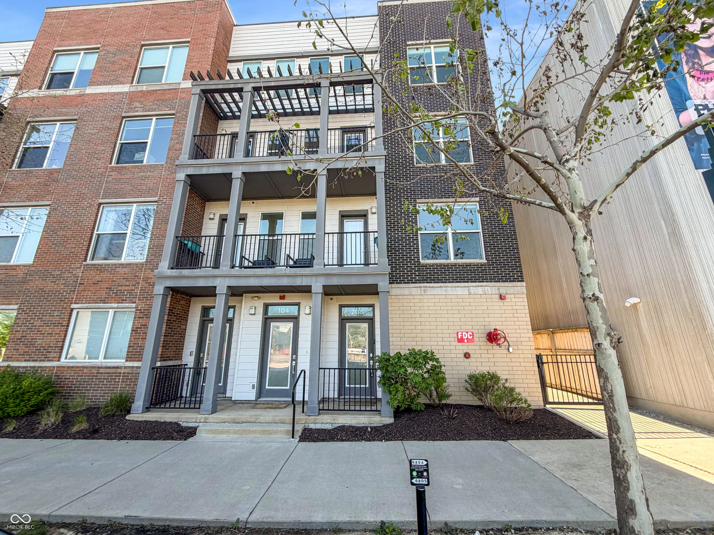 727 Illinois Street, Indianapolis