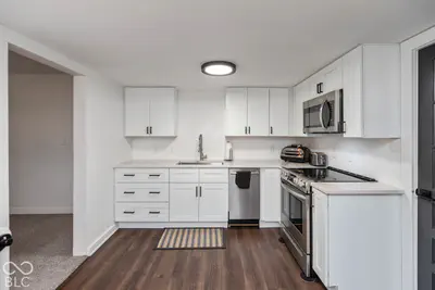 8821 Sugar Creek Avenue, Colfax - 22