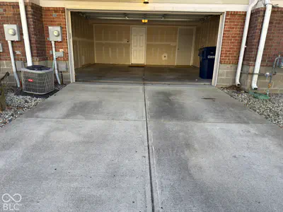 6338 El Paso Street, Whitestown - 4