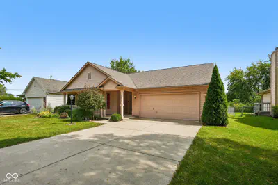 19576 Jena Drive, Noblesville - 48