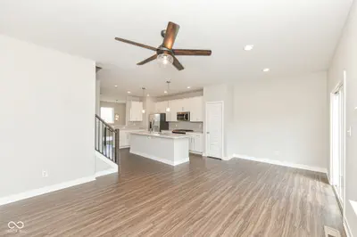 17276 Henslow Drive, Westfield - 9
