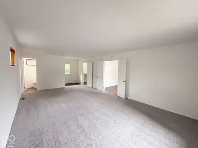 404 Brewer Drive, Greenwood - 11