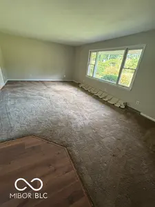 4520 Heritage Woods Road, Bloomington - 10