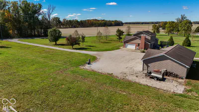 8220 W County Road 830 S, Paris Crossing - 87
