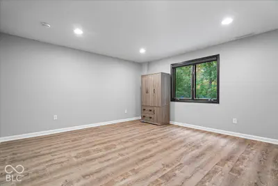 9127 Pinecreek Court, Indianapolis - 40