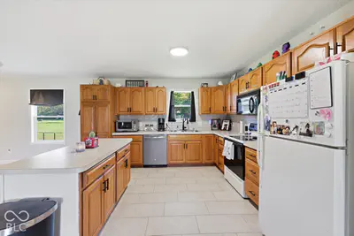 402 N Taylor Street, Saint Paul - 17