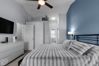 1067 Arlington Court, Carmel - 35