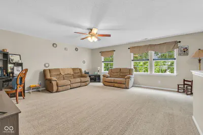 8801 Browns Valley Lane, Camby - 31