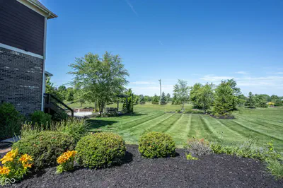18176 Lakes End Drive, Westfield - 5