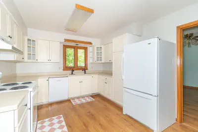2460 Hickory Boulevard, Greenfield - 22